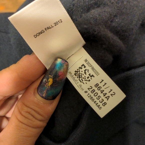 NETS Sweater - Picture 10 of 10